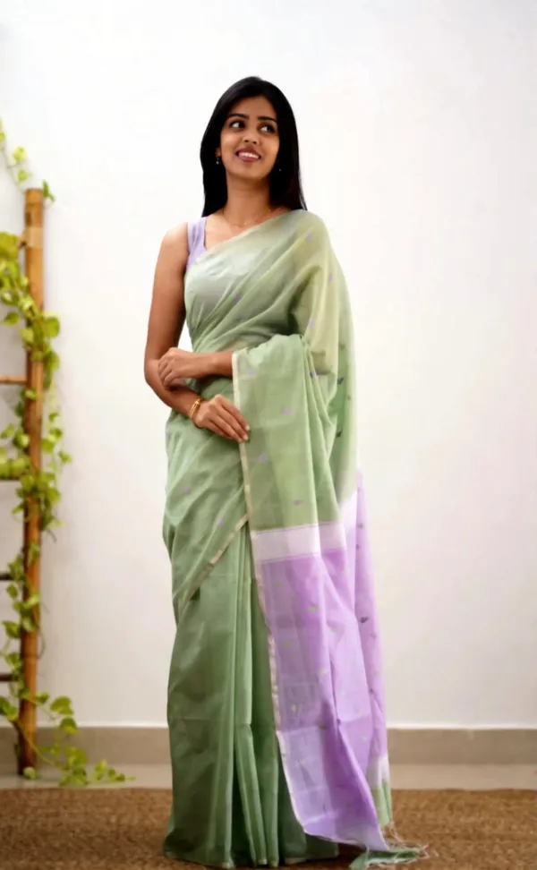 Outstanding_Cotton_Silk_Saree_With_Deserving_Blouse_Piece