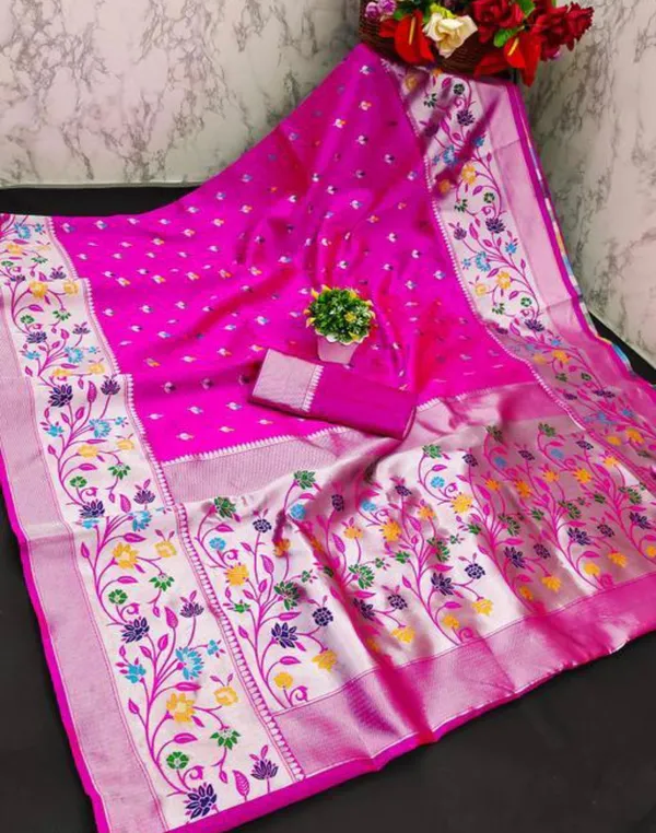 Outstanding_Dark_Pink_Soft_Banarasi_Silk_Saree_With_Angelic_Blouse_Piece