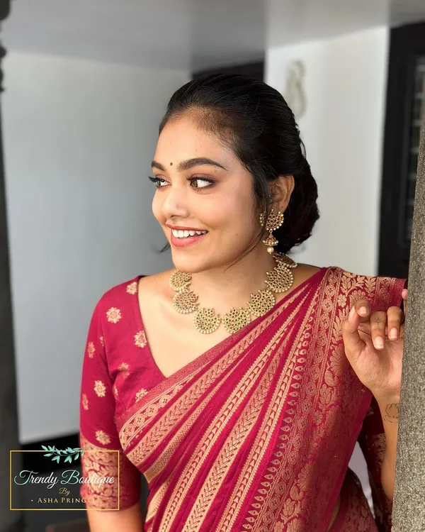 Precious_Dark_Pink_Soft_Banarasi_Silk_Saree_With_Ideal_Blouse_Piece