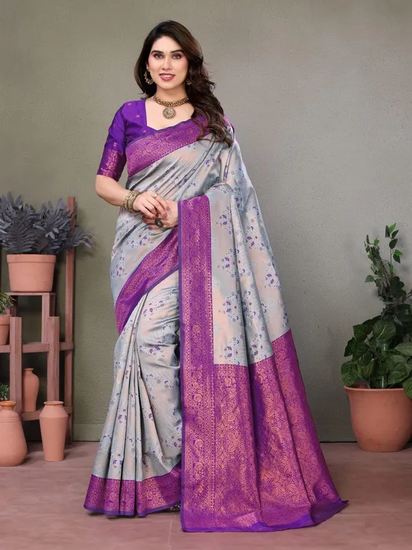 Pretty_Soft_Banarasi_Silk_Saree_With_Glorious_Blouse_Piece