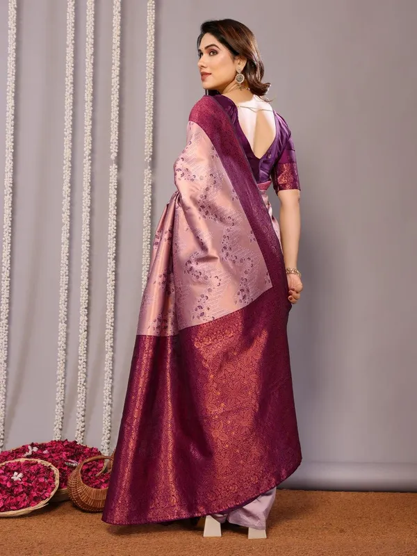 Pretty_Soft_Banarasi_Silk_Saree_With_Glorious_Blouse_Piece