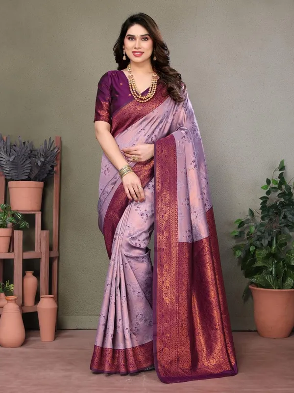 Pretty_Soft_Banarasi_Silk_Saree_With_Glorious_Blouse_Piece