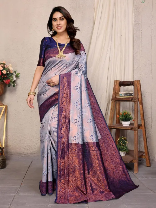 Pretty_Soft_Banarasi_Silk_Saree_With_Glorious_Blouse_Piece