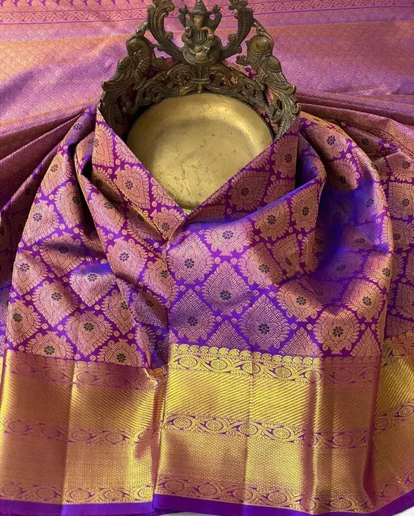 Ravishing_Purple_Soft_Banarasi_Tissue_Silk_Saree_With_Winsome_Blouse_Piece