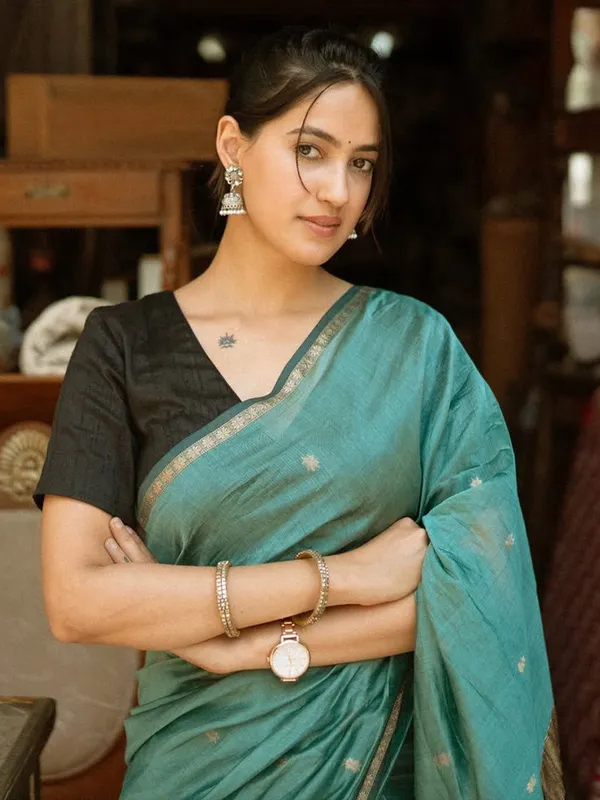Sophisticated_Cotton_Silk_Saree_With_Prodigal_Blouse_Piece