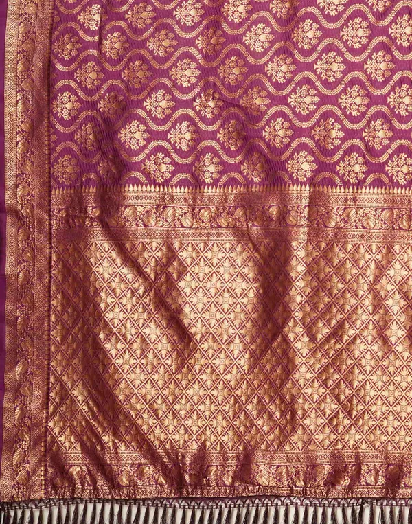 Splendorous_Wine_Soft_Banarasi_Silk_Saree_With_Luxuriant_Blouse_Piece
