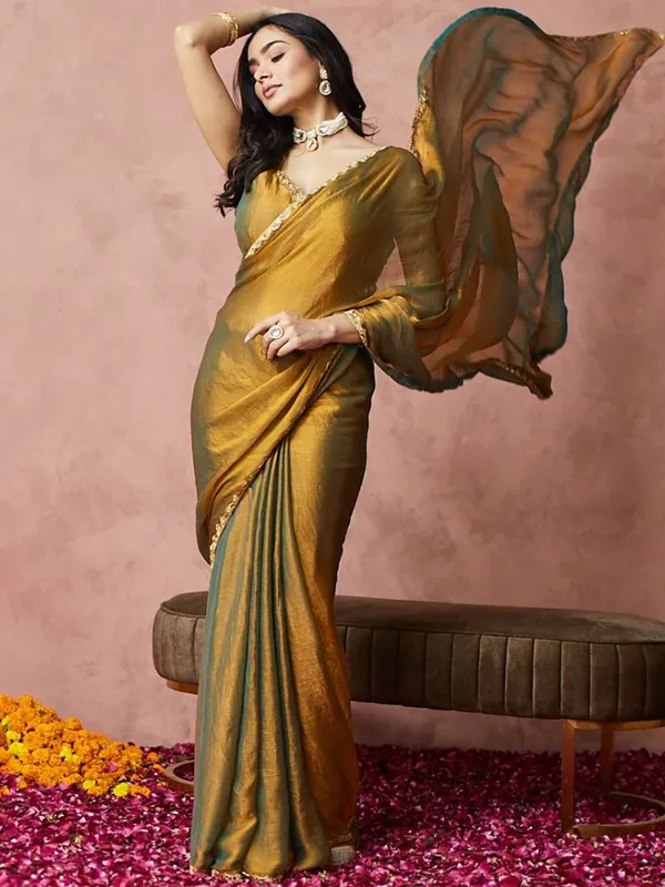 Sumptuous_Peach_Embroidery_Work_Chiffon_Silk_Saree_With_Designer_Blouse_Piece