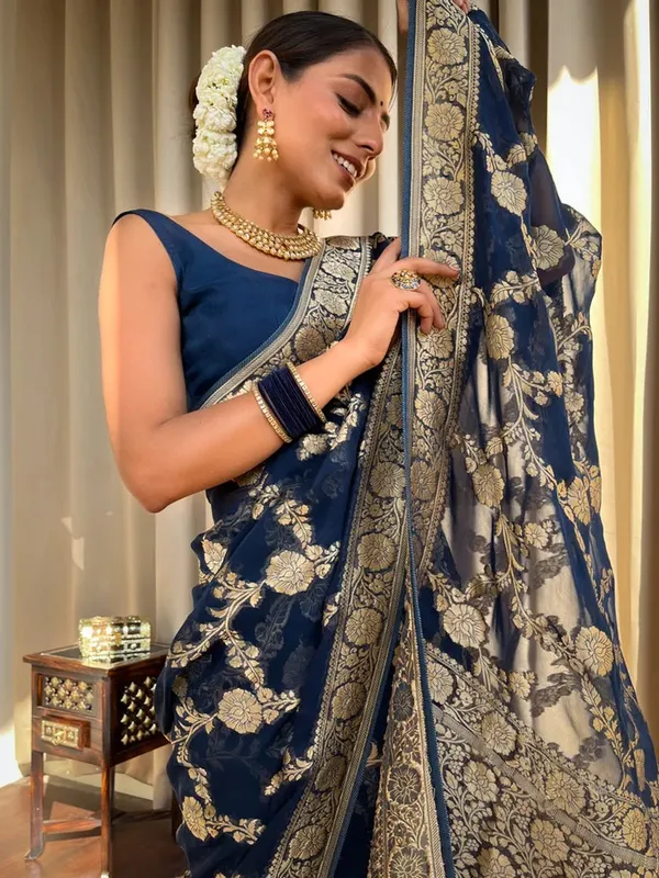 Tremendous_Blue_Soft_Banarasi_Silk_Saree_With_Supernal_Blouse_Piece