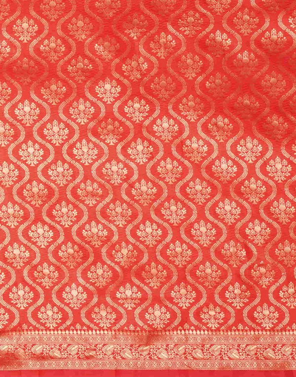 Tremendous_Red_Soft_Banarasi_Silk_Saree_With_Incomparable_Blouse_Piece