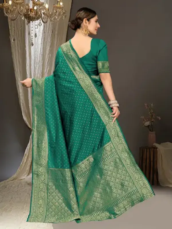 Tremendous_Soft_Banarasi_Silk_Saree_With_Supernal_Blouse_Piece