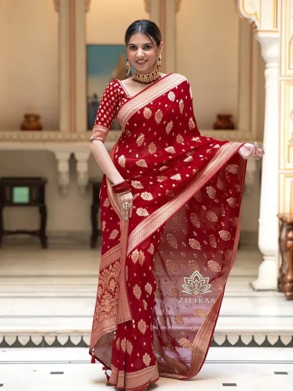 Unequalled_Red_Soft_Banarasi_Silk_Saree_With_Snazzy_Blouse_Piece