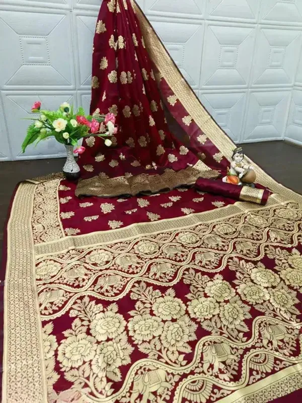 Red_Woven_Kanjivaram_Silk_Saree_with_Saree_Cover