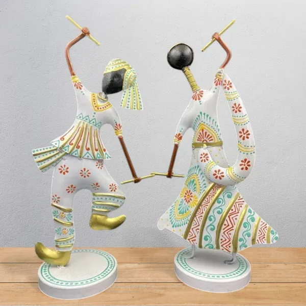 Handcrafted_Iron_SHowpiece_set_of_two_pair_Dandiya_dancing_couple