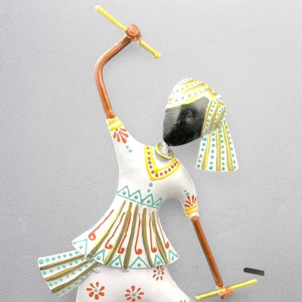 Handcrafted_Iron_SHowpiece_set_of_two_pair_Dandiya_dancing_couple