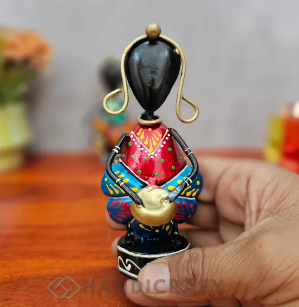 Handcrafted_Rajasthani_Musician_Figurine_Combo_–_Set_of_Seven_Exquisite_Home_Décor_Pieces_|_Vibrant_Folk_Art_Masterpiece(7Pc)