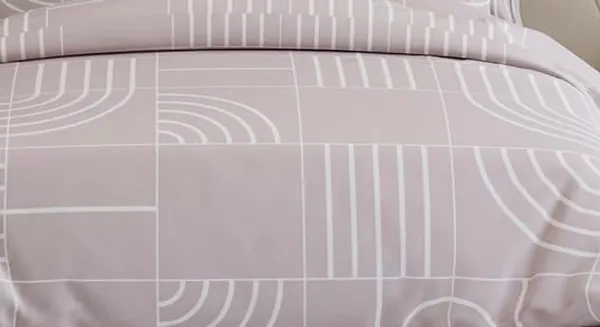 Double_Super_King_Bedsheet_with_2_Pillow_Covers_Cotton_Elastic_Fitted