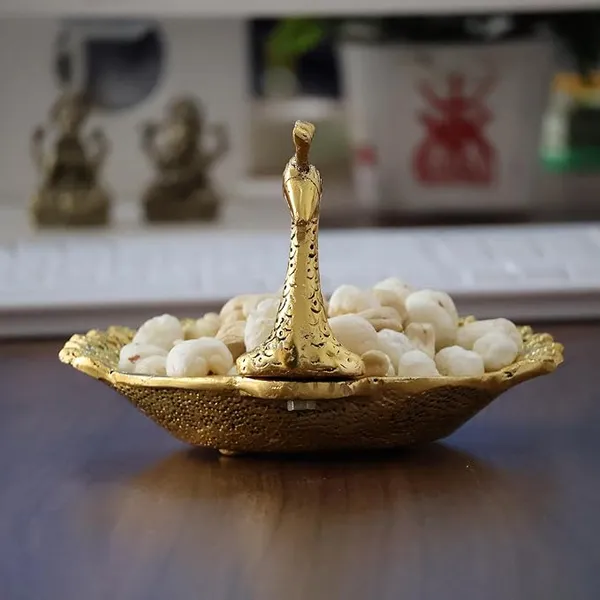 Hand_Crafted_Metal_Duck_Wing_Shape_Dryfruits_Tray_Perfect_for_Home_Centre_Table_Serving_Dry_Fruits_&_Fruits_(Golden,_Pack_of_1)