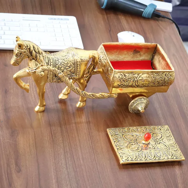 Horse_Cart_Aluminium_Statue_Gold_Plated_Horse_Cart_Murti_Showpiece_Religious_Figurines_Gift_Article_for_Home_and_Office_Table_and_Car_Dashboard_Decor_(Golden)
