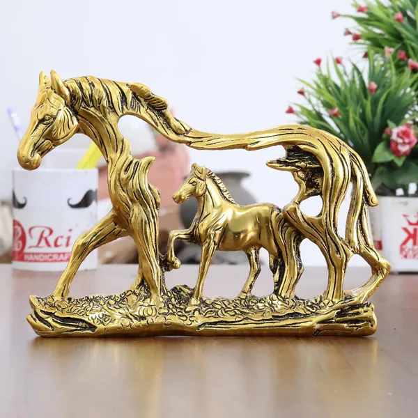 KridayKraft_Golden_Elegant_Metal_Horse_Family_Showpiece_Metal_Statue_for_Wealth,_Income_and_Bright_Future_&_Feng_Shui_&_Vastu_Decorative_Desk_&_Living_Room_Décor,_Ideal_Gift_for_Horse_Lovers