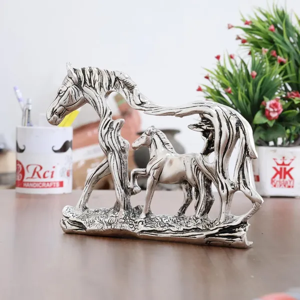 KridayKraft_Golden_Elegant_Metal_Horse_Family_Showpiece_Metal_Statue_for_Wealth,_Income_and_Bright_Future_&_Feng_Shui_&_Vastu_Decorative_Desk_&_Living_Room_Décor,_Ideal_Gift_for_Horse_Lovers