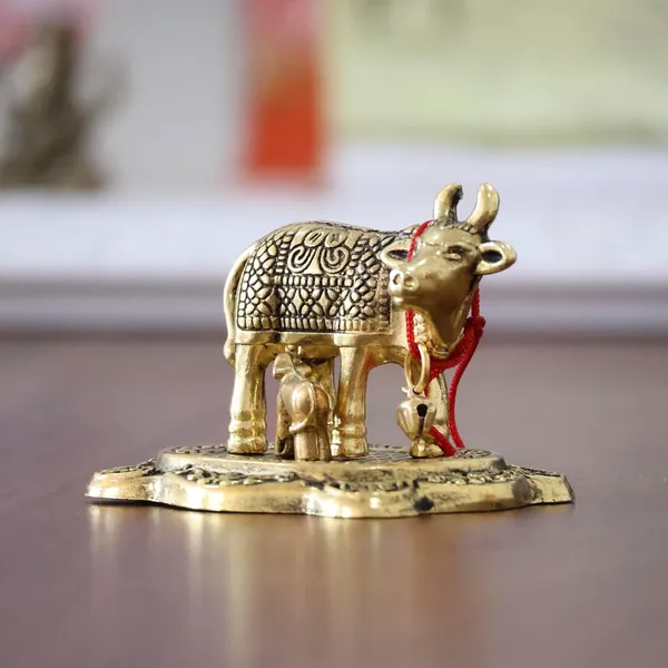 Kamdhenu_Cow_with_Calf_Metal_Rajasthani_Handicrafts_Decorative_Showpiece_for_Gifting_Anniversary_Valentine's_Day_(Golden)