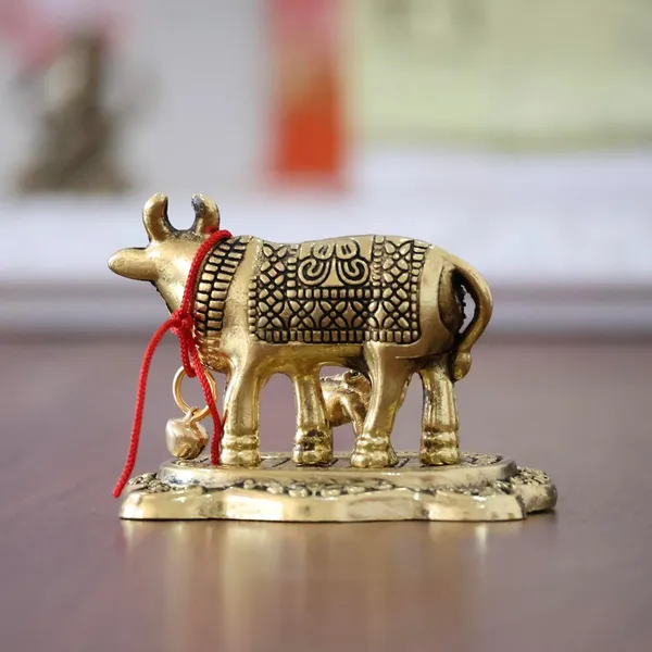 Kamdhenu_Cow_with_Calf_Metal_Rajasthani_Handicrafts_Decorative_Showpiece_for_Gifting_Anniversary_Valentine's_Day_(Golden)