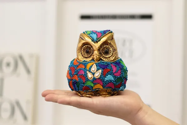 Kridaykraft_Decorative_Owl_Showpiece_–_Gold-Finish_Tabletop_Figurine_with_Vibrant_Embellishments,_Handcrafted_Small_Statue_for_Home_Decor,_Office_Desk,_Living_Room,_and_Shelf_Decoration.
