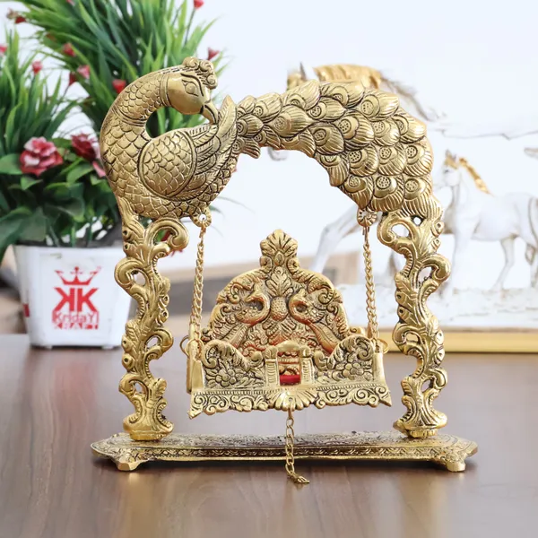Metal_Laddu_Gopal_Jhulla_for_Janmastmi_Festive_Gold_Plated_Decor_Your_Home_Metal_Palna_for_Krishna_ji,_Temple_Office,Gift_Article.