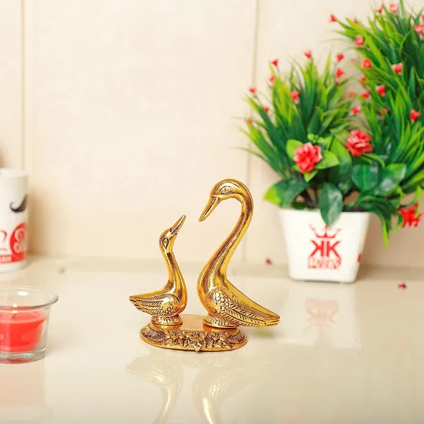 Love_Birds_Swanset_Pair_of_Kissing_Duck_Metal_Statue,_Decor_Your_Home,_Office,_Showcase,_Animal_Showpiece,_Golden