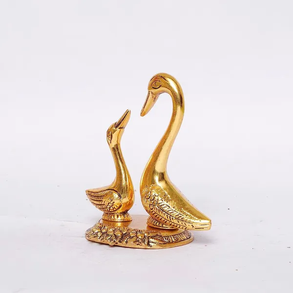Love_Birds_Swanset_Pair_of_Kissing_Duck_Metal_Statue,_Decor_Your_Home,_Office,_Showcase,_Animal_Showpiece,_Golden