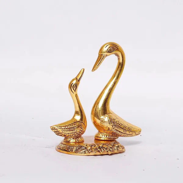Love_Birds_Swanset_Pair_of_Kissing_Duck_Metal_Statue,_Decor_Your_Home,_Office,_Showcase,_Animal_Showpiece,_Golden