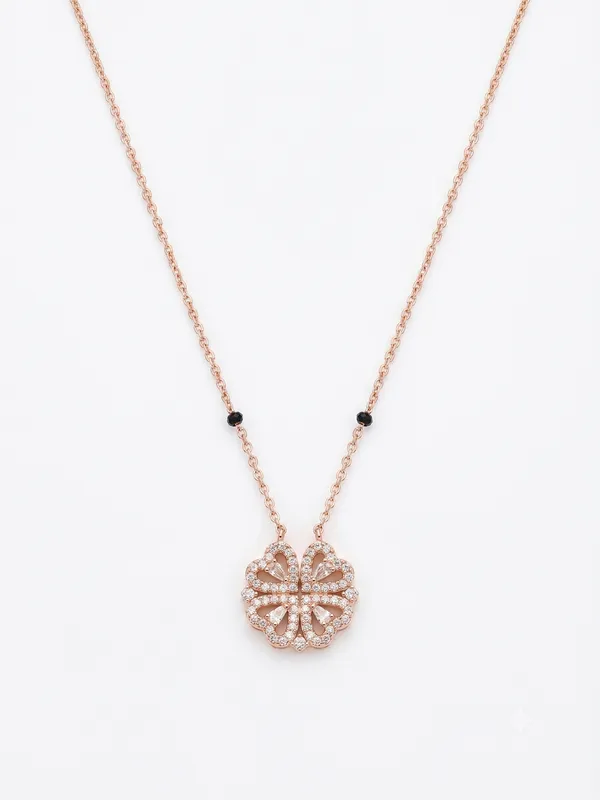 Clower_Magnet_Mangalsutra