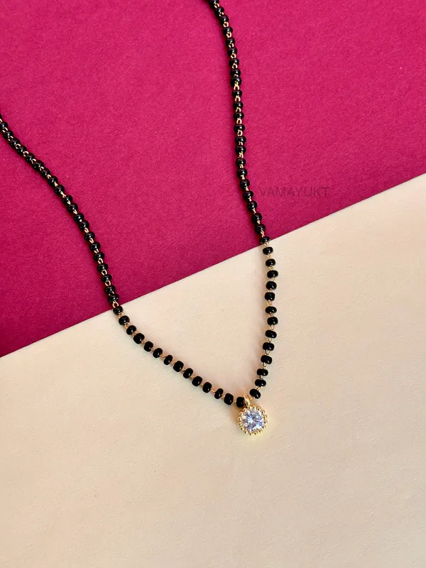 Dipika_solitaire_mangalsutra