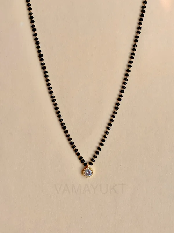 Dipika_solitaire_mangalsutra