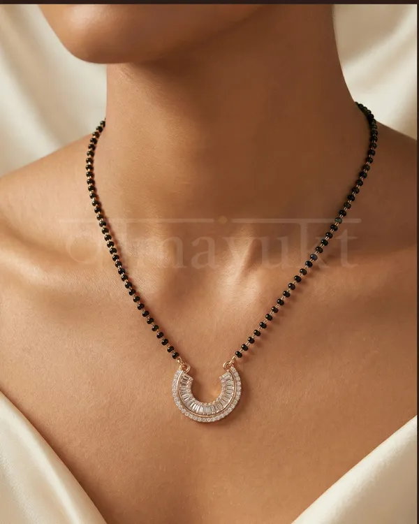 Aura_curve_gold_plated_mangalsutra