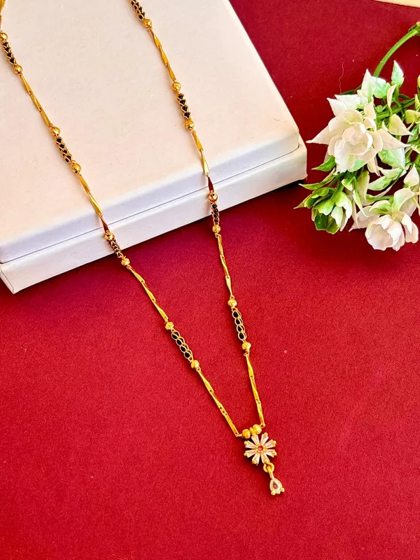 Elite_V4_modern_flower_mangalsutra