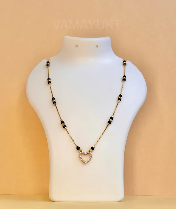 Inaya_heart_modern_mangalsutra