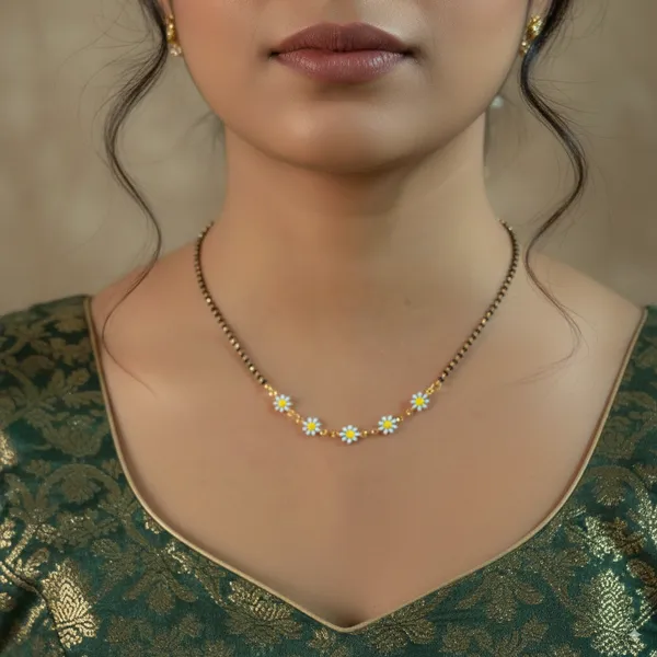 Daisy_Mangalsutra_Millenial_Inspired_18_Inch