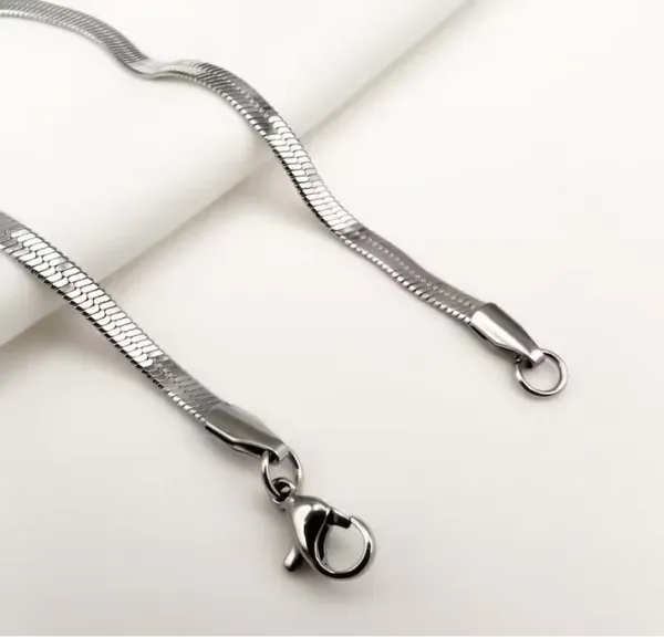 Liquid_silver_bracelate