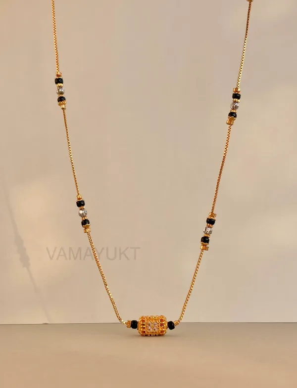 Veeha_18_k_modern_mangalsutra