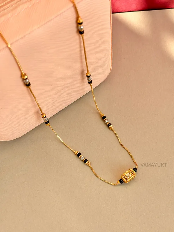 Veeha_18_k_modern_mangalsutra