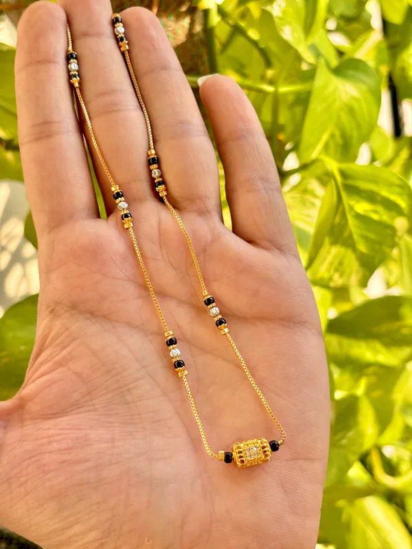Veeha_18_k_modern_mangalsutra