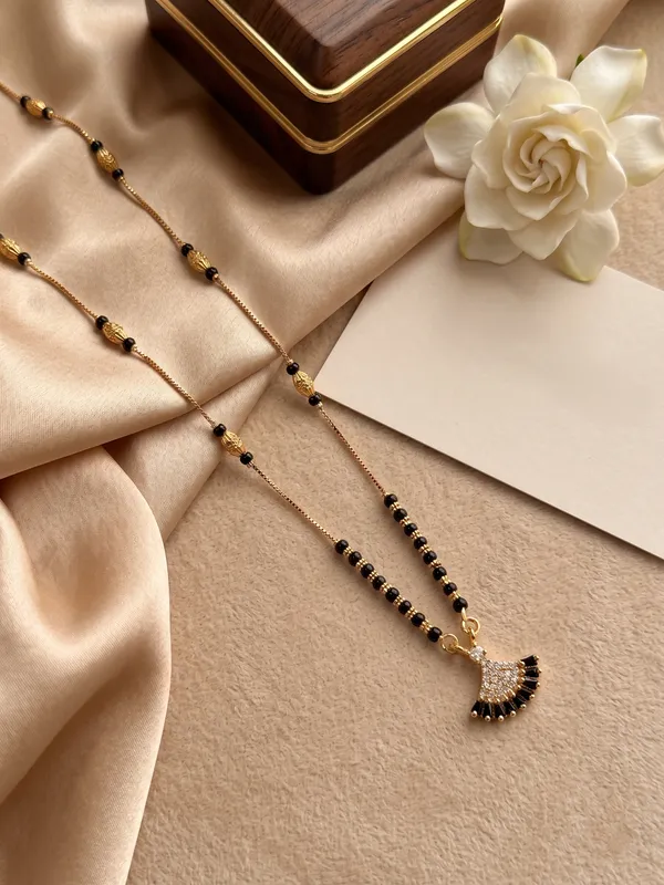 Nayantara_modern_mangalsutra