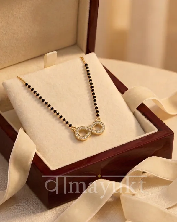 Infinity_signature_mangalsutra