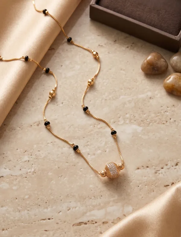 Ora_4_bead_modern_mangalsutra