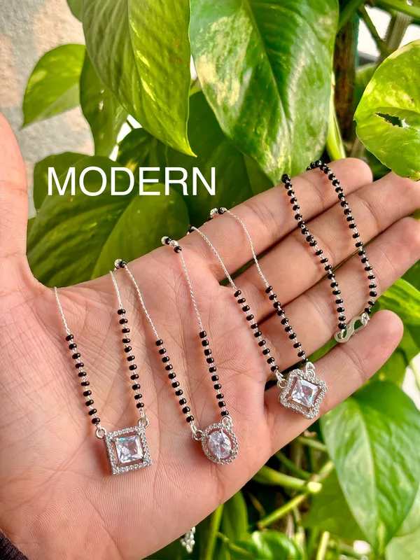 Ovate_silver_elegant_mangalsutra
