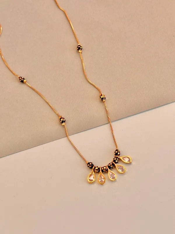 sana_modern_chain_mangalsutra
