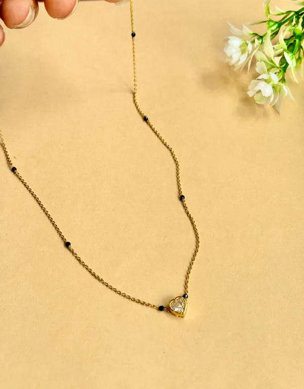Zina_Heart__modern_Mangalsutra