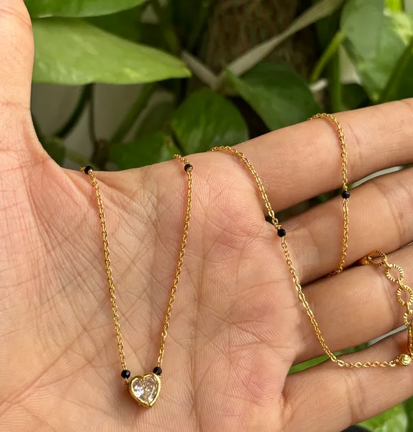 Zina_Heart__modern_Mangalsutra
