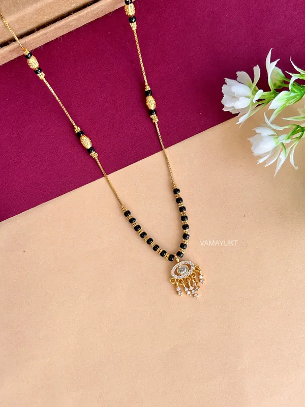 Zara_18_k_modern_mangalsutra